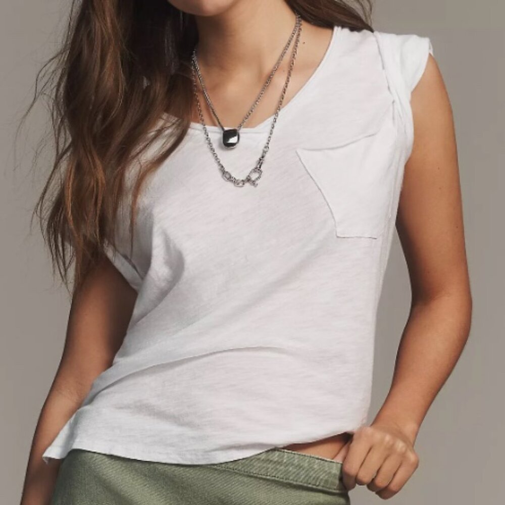 The Quinn V-Neck Tee by Pilcro - Picture 3 of 16